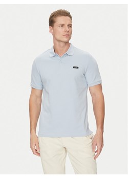 Calvin Klein Polo K10K111196 Błękitny Slim Fit ze sklepu MODIVO w kategorii T-shirty męskie - zdjęcie 182655637
