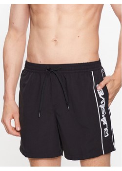 Quiksilver Szorty kąpielowe Vert EQYJV03987 Czarny Regular Fit ze sklepu MODIVO w kategorii Kąpielówki - zdjęcie 182656059