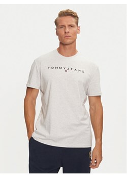 Tommy Jeans T-Shirt Linear Logo DM0DM20744 Szary Regular Fit ze sklepu MODIVO w kategorii T-shirty męskie - zdjęcie 182656449