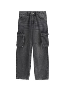 Coccodrillo Jeansy WC5123103JCB Szary Regular Fit ze sklepu MODIVO w kategorii Spodnie chłopięce - zdjęcie 182656796