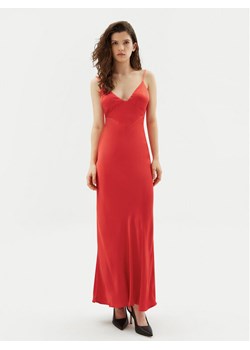 BARDOT Sukienka koktajlowa 57516DB7 Czerwony Regular Fit ze sklepu MODIVO w kategorii Sukienki - zdjęcie 182657287
