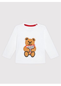 Guess Bluzka N0BI26 I3Z00 Biały Regular Fit ze sklepu MODIVO w kategorii Kaftaniki i bluzki - zdjęcie 182657377