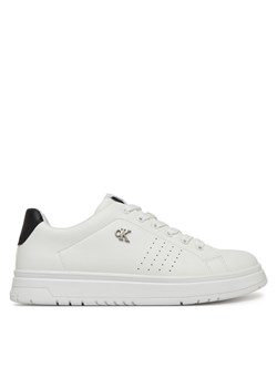 Calvin Klein Jeans Sneakersy V3X9-82085-1355X002 Biały ze sklepu MODIVO w kategorii Buty sportowe dziecięce - zdjęcie 182658497