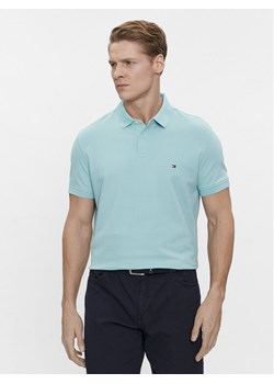 Tommy Hilfiger Polo 1985 MW0MW17770 Niebieski Regular Fit ze sklepu MODIVO w kategorii T-shirty męskie - zdjęcie 182659086