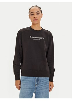 Calvin Klein Jeans Bluza Institutional J20J224913 Czarny Regular Fit ze sklepu MODIVO w kategorii Bluzy damskie - zdjęcie 182659227