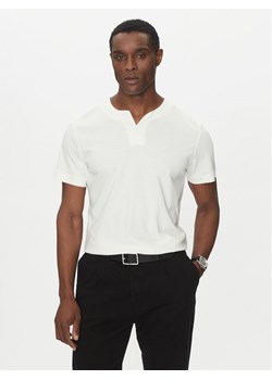 Marciano Guess T-Shirt 5GHI07 6323A Biały Regular Fit ze sklepu MODIVO w kategorii T-shirty męskie - zdjęcie 182660097