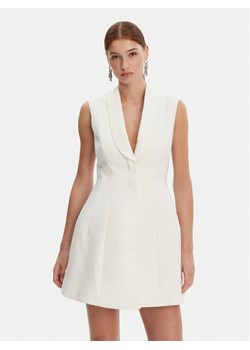 BARDOT Sukienka koktajlowa 59724DB Écru Regular Fit ze sklepu MODIVO w kategorii Sukienki - zdjęcie 182660608