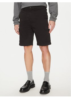 Calvin Klein Szorty materiałowe Modern Twill K10K114067 Czarny Regular Fit ze sklepu MODIVO w kategorii Spodenki męskie - zdjęcie 182660755