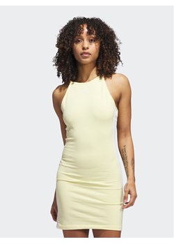 adidas Sukienka codzienna Adicolor Classics Tight Summer Dress IB7403 Żółty Slim Fit ze sklepu MODIVO w kategorii Sukienki - zdjęcie 182660756