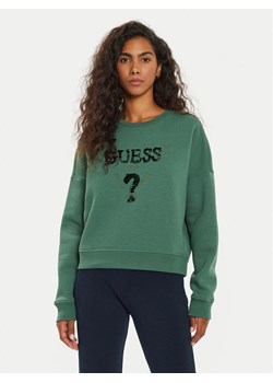 Guess Bluza V4BQ11 KCHX0 Zielony Regular Fit ze sklepu MODIVO w kategorii Bluzy damskie - zdjęcie 182660879