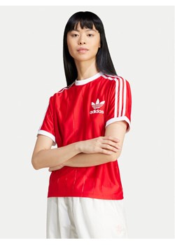 adidas T-Shirt adicolor 3-Stripes IX5504 Czerwony Loose Fit ze sklepu MODIVO w kategorii Bluzki damskie - zdjęcie 182661209