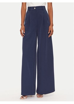 Guess Spodnie palazzo W5GB02 WH9Y2 Granatowy Wide Leg - id: 0000304860164 - marki Guess - 182661318 Guess Spodnie palazzo W5GB02 WH9Y2 Granatowy Wide Leg ze sklepu MODIVO w kategorii Spodnie damskie - zdjęcie 182661318