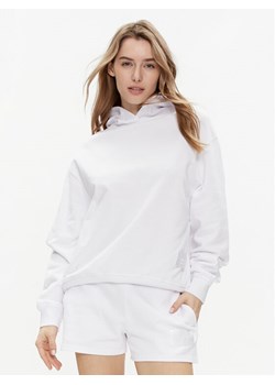 Replay Bluza W3704E.000.23650P Biały Regular Fit ze sklepu MODIVO w kategorii Bluzy damskie - zdjęcie 182661396