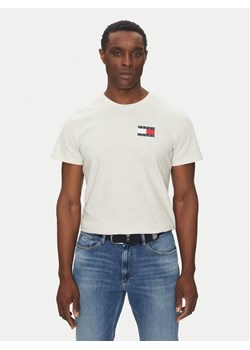 Tommy Jeans T-Shirt Essential DM0DM20740 Beżowy Slim Fit ze sklepu MODIVO w kategorii T-shirty męskie - zdjęcie 182662135