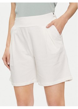 CMP Szorty sportowe 34D5636 Écru Regular Fit ze sklepu MODIVO w kategorii Szorty - zdjęcie 182662428