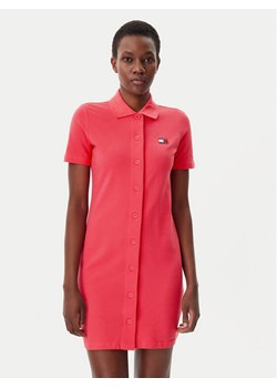 Tommy Jeans Sukienka codzienna Badge DW0DW20302 Różowy Regular Fit ze sklepu MODIVO w kategorii Sukienki - zdjęcie 182663575