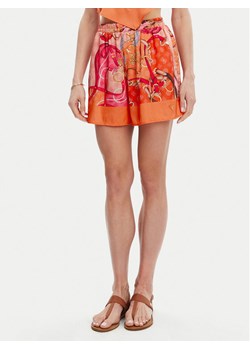 Guess Szorty plażowe E5GD04 WH4V0 Kolorowy Relaxed Fit ze sklepu MODIVO w kategorii Odzież plażowa - zdjęcie 182664118
