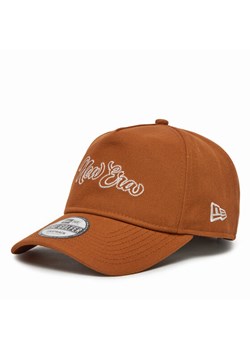 New Era Czapka z daszkiem Chain Stitch Golfer 60580852 Brązowy ze sklepu MODIVO w kategorii Czapki z daszkiem męskie - zdjęcie 182664619