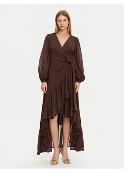 Guess Sukienka wieczorowa 5GGK53 7317A Brązowy Regular Fit ze sklepu MODIVO w kategorii Sukienki - zdjęcie 182665386