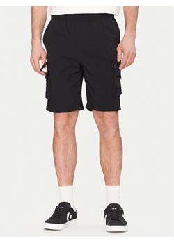 Resteröds Szorty materiałowe Marc 55251 6440 Czarny Regular Fit ze sklepu MODIVO w kategorii Spodenki męskie - zdjęcie 182665969