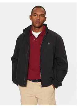 Tommy Jeans Kurtka przejściowa Essential DM0DM20655 Czarny Regular Fit ze sklepu MODIVO w kategorii Kurtki męskie - zdjęcie 182666258