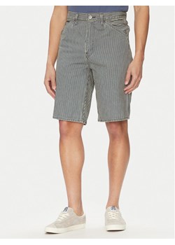 Levi's® Szorty jeansowe 568™ 001K8-0002 Czarny Loose Fit ze sklepu MODIVO w kategorii Spodenki męskie - zdjęcie 182666509