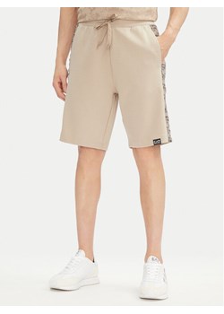 EA7 Emporio Armani Szorty sportowe 7M000217 AF12660 U6155 Beżowy Regular Fit ze sklepu MODIVO w kategorii Spodenki męskie - zdjęcie 182666947