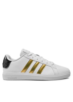 adidas Sneakersy Star Wars Grand Court 2.0 IH8034 Biały ze sklepu MODIVO w kategorii Buty sportowe dziecięce - zdjęcie 182669065