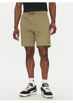 Quiksilver Szorty sportowe EQYFB03372 Zielony Regular Fit ze sklepu MODIVO w kategorii Spodenki męskie - zdjęcie 182670098