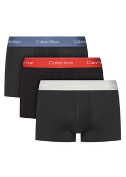 Calvin Klein Underwear Komplet 3 par bokserek LV00NB4389 Czarny ze sklepu MODIVO w kategorii Majtki męskie - zdjęcie 182670276