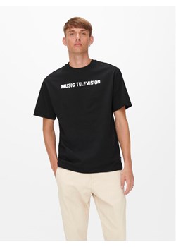 Only & Sons T-Shirt MTV 22022779 Czarny Relaxed Fit ze sklepu MODIVO w kategorii T-shirty męskie - zdjęcie 182670747