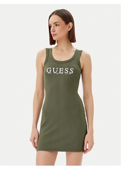 Guess Sukienka codzienna V5GK06 K8RT2 Zielony Slim Fit ze sklepu MODIVO w kategorii Sukienki - zdjęcie 182670788