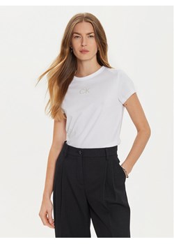 Calvin Klein T-Shirt K20K207974 Biały Regular Fit ze sklepu MODIVO w kategorii Bluzki damskie - zdjęcie 182670956