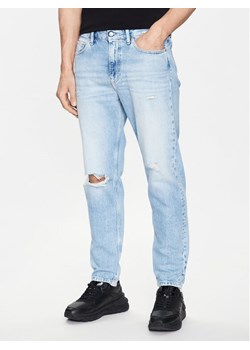 Calvin Klein Jeans Jeansy J30J322815 Niebieski Taper Fit ze sklepu MODIVO w kategorii Jeansy męskie - zdjęcie 182671306
