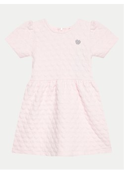 Guess Sukienka elegancka K4YK08 KCBX0 Różowy Regular Fit ze sklepu MODIVO w kategorii Sukienki dziewczęce - zdjęcie 182671828