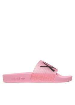 adidas Klapki Adilette x André Saraiva Slides HQ6856 Różowy ze sklepu MODIVO w kategorii Klapki męskie - zdjęcie 182671945