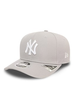 New Era Czapka z daszkiem 9Fifty Stretch 60565185 Fioletowy ze sklepu MODIVO w kategorii Czapki z daszkiem damskie - zdjęcie 182672149
