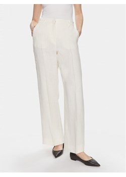 Weekend Max Mara Spodnie materiałowe Malizia 2415131022 Biały Relaxed Fit ze sklepu MODIVO w kategorii Spodnie damskie - zdjęcie 182672529