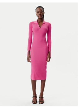 Patrizia Pepe Sukienka dzianinowa 8A1491/K078-R846 Różowy Slim Fit ze sklepu MODIVO w kategorii Sukienki - zdjęcie 182672876