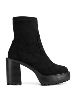 Nine West Botki WFA3375-1 Czarny ze sklepu MODIVO w kategorii Botki - zdjęcie 182673859