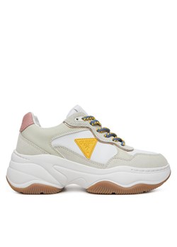 Guess Sneakersy FLPHAP PEL12 Beżowy ze sklepu MODIVO w kategorii Buty sportowe damskie - zdjęcie 182673967