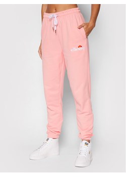 Ellesse Spodnie dresowe Noora SGK13459 Różowy Regular Fit ze sklepu MODIVO w kategorii Spodnie damskie - zdjęcie 182674825