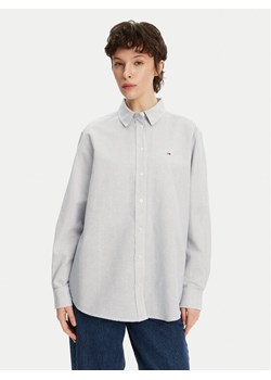 Tommy Jeans Koszula DW0DW20292 Niebieski Relaxed Fit ze sklepu MODIVO w kategorii Koszule damskie - zdjęcie 182675547