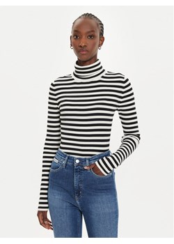Calvin Klein Jeans Golf J20J224225 Czarny Regular Fit ze sklepu MODIVO w kategorii Swetry damskie - zdjęcie 182675997