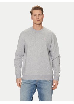 Tommy Jeans Bluza DM0DM20741 Szary Regular Fit ze sklepu MODIVO w kategorii Bluzy męskie - zdjęcie 182676878
