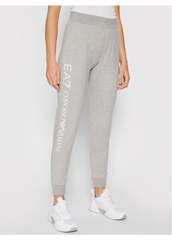 EA7 Emporio Armani Spodnie dresowe 8NTP85 TJCQZ 0905 Szary Regular Fit ze sklepu MODIVO w kategorii Spodnie damskie - zdjęcie 182677769
