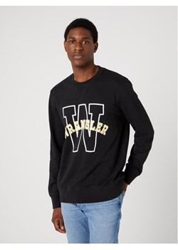 Wrangler Bluza Graphic Crew W6G8I3XV6 112331913 Czarny Regular Fit ze sklepu MODIVO w kategorii Bluzy męskie - zdjęcie 182679095