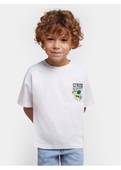 Mayoral T-Shirt 3023 Biały Regular Fit ze sklepu MODIVO w kategorii T-shirty chłopięce - zdjęcie 182679268