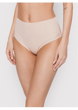 Chantelle Figi klasyczne z wysokim stanem Pure Light C10M80 Beżowy ze sklepu MODIVO w kategorii Majtki damskie - zdjęcie 182680138