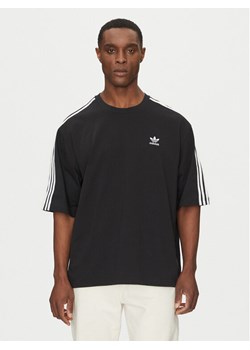 adidas T-Shirt adicolor IZ1832 Czarny Oversize ze sklepu MODIVO w kategorii T-shirty męskie - zdjęcie 182680755